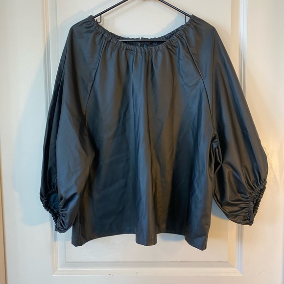 Banana Republic Tops - NWT Banana Republic FauxLeather Crop Bubbletop 2XL